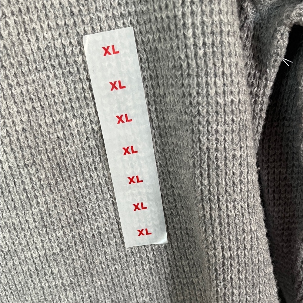 Old Navy Gray Knit Sweater - Picture 3 of 14